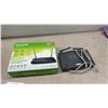 Image 5 : Citizen JDVD3830 DVD/CD/MP3 Player, Tp-Link Archer C50 AC1200 Router, SMC Wireless Router