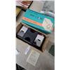 Image 5 : Philips Electric Knife, Steak Knife Set, Shuf-L-Card Shuffler, Onyx Ashtray, Granite Container