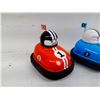Image 2 : Bumper Rivals Remote Control Bumper Cars Set of 2 with Controllers