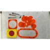 Image 2 : Cardinal Checkers Set, 2x Cardinal Double Six Dominoes Sets, Spirograph Set with Pens