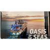 Image 3 : Royal Caribbean Crown & Anchor Society Oasis of the Seas Crystal Paperweight with Box