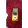 Image 3 : Apple iPod Nano 4th Generation Orange with Sony Docking Station