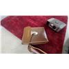 Image 5 : Bell & Howell Two Twenty 8mm Movie Camera with Leather Case