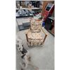 Image 2 : Wooden Rocking Chair with Floral Print Cushion Set