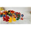 Image 4 : Fisher-Price Little People Main Street Playset with Figures, Vehicles & Accessories