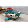Image 3 : Fisher-Price Little People Airport Playset with Airplane, Vehicles & Figures