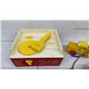 Image 2 : Fisher-Price Vintage Toy Lot: Music Box Record Player, Toot-Toot Train, Little People Figures