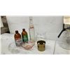 Image 5 : Durax 5pc Amber Glass Salad Set, Geni Glass Server, Delft-Style Manual Coffee Grinder and More