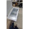 Image 5 : White Chest Freezer with Front Latch, Approx 15 Cu Ft