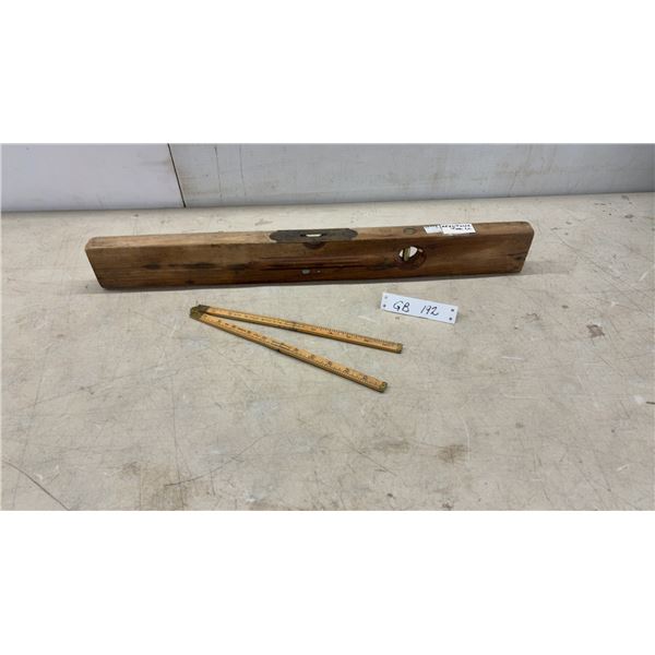 Antique Henry Disstone & Son Keystone Wooden Spirit Level, Patented Oct 29, 1913 and Lufkin No. 702