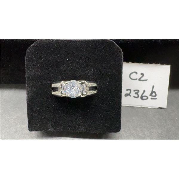New Platinum Plated 1.0ct Simulated Diamond (CZ) Man's Ring - Resizable