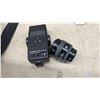 Image 8 : Minolta Maxxum 3xi Camera w/ 35-70mm & 80-200mm Lenses, Vivitar 283 Flash, Lowepro Bag