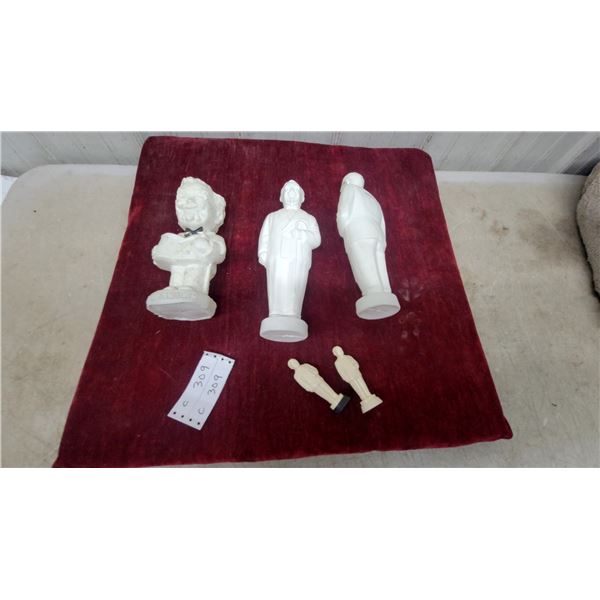 Col. Sanders KFC Figurines and Bankscollection, Assorted Sizes,Plastic (5 Pieces) Vintage