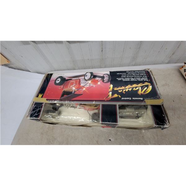 Toy State Classic T Battery Operated Remote Control Car with Controller in Box
