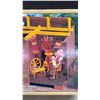 Image 3 : Mattel the Sunshine Family Craft Store Playset No. 9266 with Spinning Wheel & Pottery Wheel