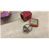 Image 10 : Vintage Toy Lot: Police Clown Figure, Star Wars Yoda Figure, Hula Doll, Mailbox Bank, Porky Pig Mug