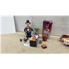 Image 1 : Vintage Toy Lot: Police Clown Figure, Star Wars Yoda Figure, Hula Doll, Mailbox Bank, Porky Pig Mug