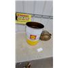 Image 5 : Shell Oil Pail & Vintage Ge Red Lens Signal Light