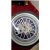 Image 7 : Welly 1:18 1964-1/2 Ford Mustang Convertible Diecast Model (Red) & Tire Wall Clock Diameter 10"