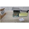 Image 3 : Triner Postal Scale with Weight Chart, Metal Platform, Vintage Counter-Top Model No. Aa4
