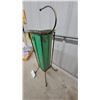 Image 4 : Mid-Century Modern Brass Wire Frame Ashtray Stand with Green Fiberglass Insert and Ceramic Ashtray