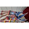 Image 5 : Lot of Sports Pennants - Washington Redskins NFL & Ny Rangers 1994 Stanley Cup Champions 21x
