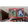 Image 4 : Jukebox Collectibles Lot: 2 Decorative Jukeboxes, Elvis Presley Carlton Ornaments & King of Jukebox