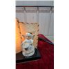 Image 4 : Vintage Table Lamp with Fiberglass Shade and Two Porcelain Angel Figurines (November & July Angels)