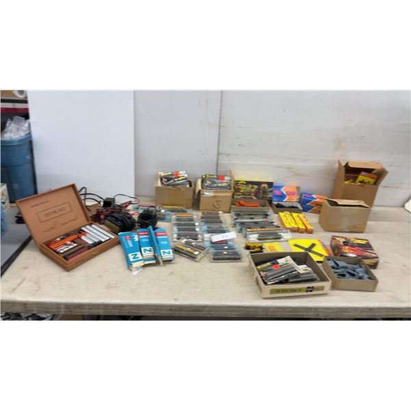 N Scale Model Train Collection with Locomotives, Rolling Stock, Track & Accessories - Atlas & More