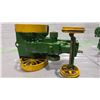 Image 6 : John Deere "D" Diecast 1/6th Scale Tractor, Vintage John Deere Steel Wheel Tractor