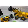 Image 4 : Tonka 1970's 18" Front End Loader, Tonka T-6 Crawler