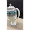 Image 4 : Wedgwood Florentine Turquoise W2714 Bone China Coffee Pot with Lid, Made in England