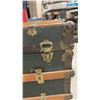 Image 14 : Antique Flat-Top Steamer Trunk 23 x 34 x 19 with Wood Slats and Brass Hardware