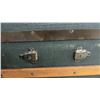 Image 5 : Antique Flat-Top Steamer Trunk 23 x 34 x 19 with Wood Slats and Brass Hardware