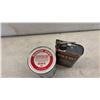 Image 3 : Quaker State Super Blend 10W-30 Motor Oil Can with Product and Nok-R-Ust Penetrating Oil Can