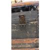 Image 6 : Antique Flat-Top Steamer Trunk 20 x 34 x 17 with Inside Tray, Wood Slats and Brass Hardware