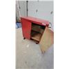 Image 5 : Red Metal Rolling Tool Cabinet with Double Doors,, and Casters 38 x 33 x 21"