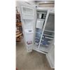 Image 8 : Kenmore Side-By-Side Refrigerator with Ice and Water Dispenser, White 66 x 33 x 30"