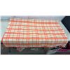 Image 4 : 2 Vintage Wool Blankets Orange/Cream Striped