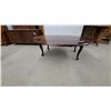 Image 1 : Queen Anne Style Mahogany Drop-Leaf Oval Coffee Table with Cabriole Legs 16 x 18 x 48" and Extended