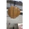 Image 1 : Oak Oval Dining Table with 2 Extension Leaves and 4 Turned Legs 30" Hgt.48" Diameter and