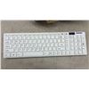 Image 2 : 2.4G Wireless Keyboard and Mouse Combo, White, Full-Size with Number Pad