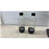 Image 5 : SodaStream Machine plus 2 New CO2 Cylinders, 1 in Machine and Bottles