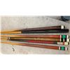 Image 2 : 5 Vintage Billiard Cue Sticks and 1 Rest