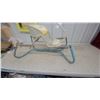 Image 4 : Vintage Children's Duck Spring Bouncer Ride-On Toy with Steering Handle