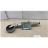 Image 3 : Dynaline 11466 Trailer Jack with Swivel Wheel, 850-Pound Support Capacity, 10" Lift