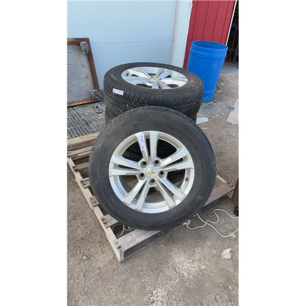 Set of Four Chev 17" Alloy Wheels with Bridgestone 225/65R17 Tires