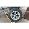 Image 9 : Set of Four Chev 17" Alloy Wheels with Bridgestone 225/65R17 Tires