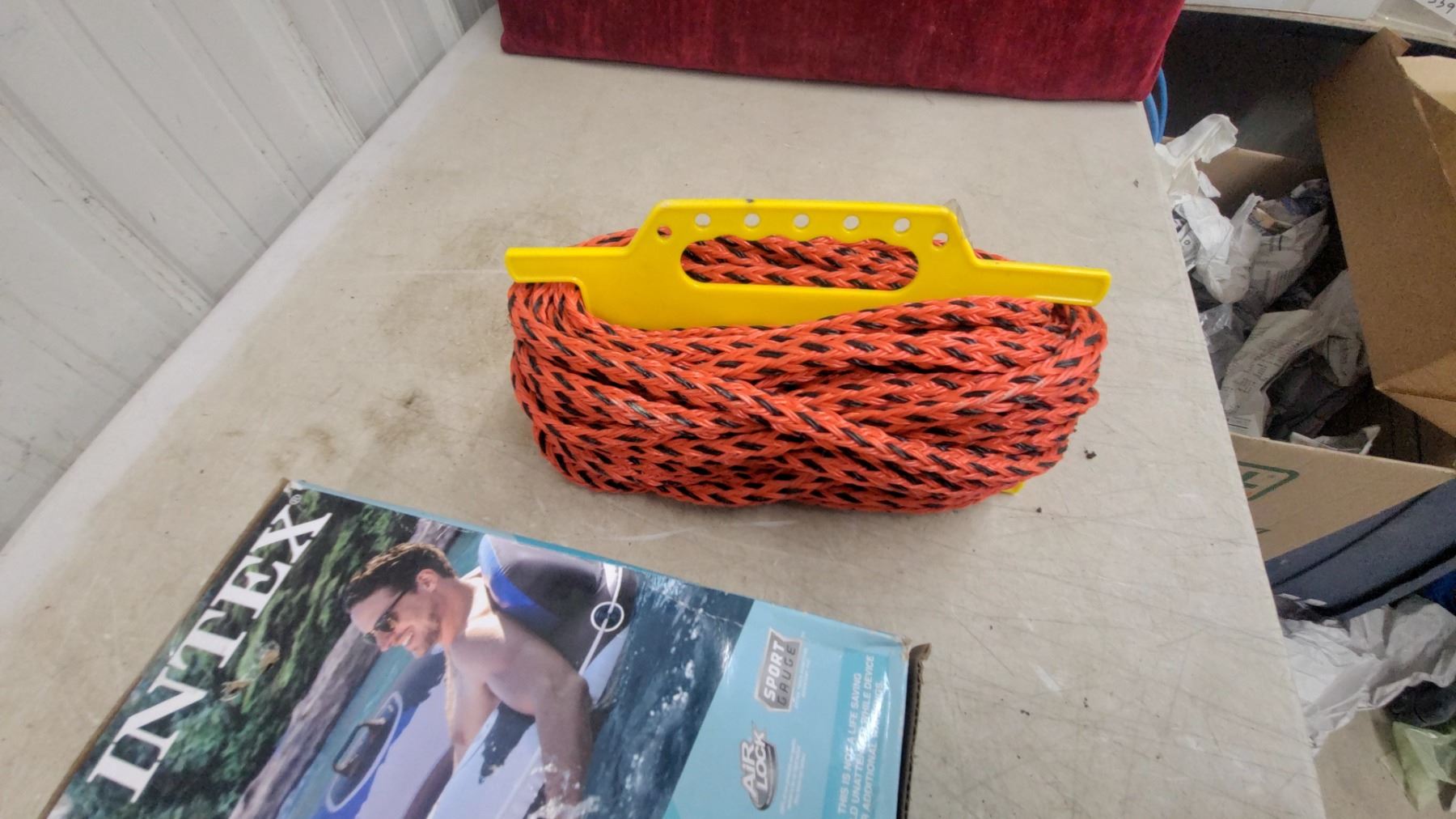 One Half Inch Inflatable Ropes Intex River Run Inflatable Lounge Tubes (2) and Tow Rope