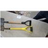 Image 4 : Two D-Handle Shovels, Spade and Round Point